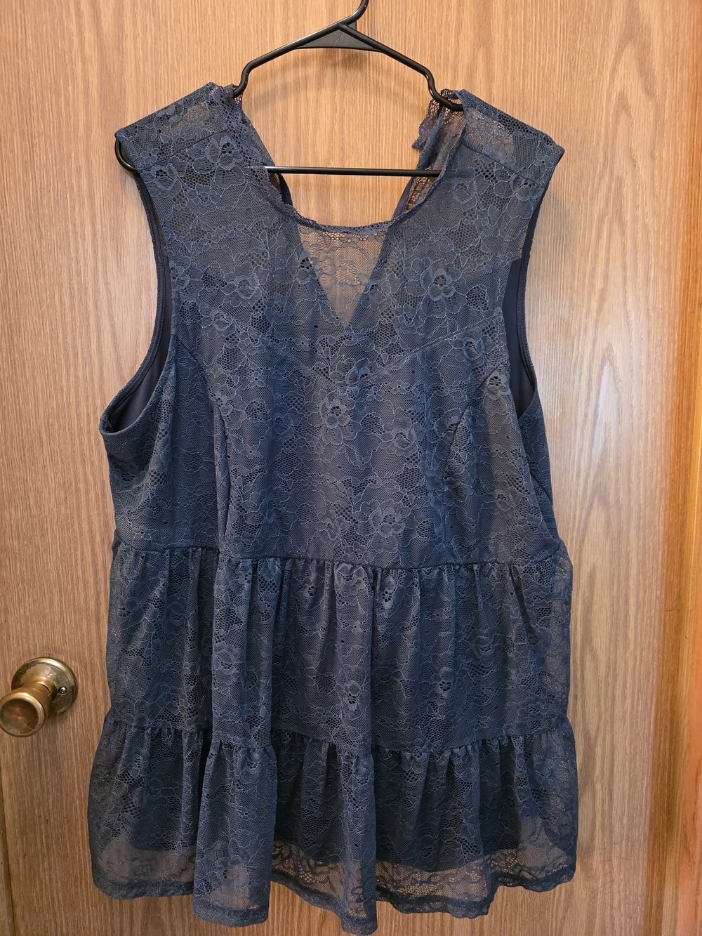 torrid navy lace tiered sleeveless blouse